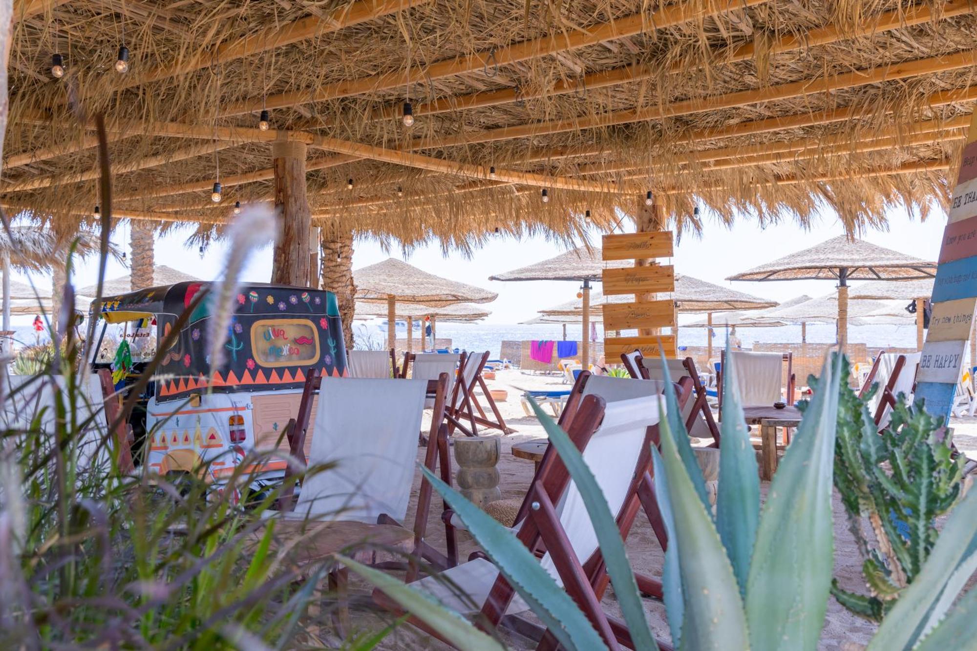 Fort Arabesque Resort, Spa & Villas Hurghada Bagian luar foto