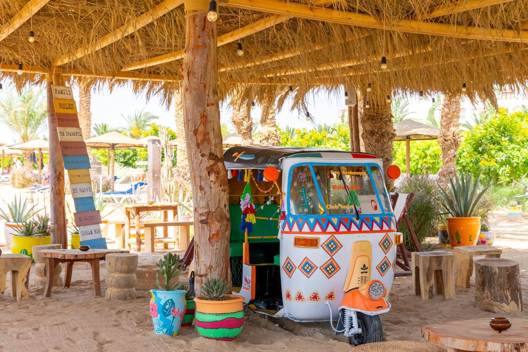 Fort Arabesque Resort, Spa & Villas Hurghada Bagian luar foto