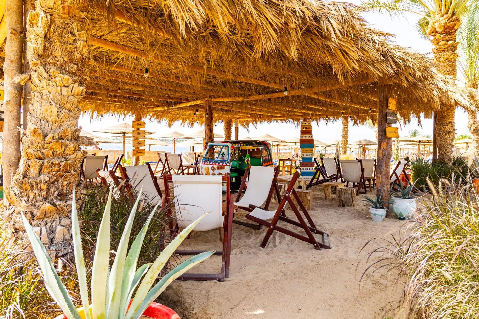 Fort Arabesque Resort, Spa & Villas Hurghada Bagian luar foto